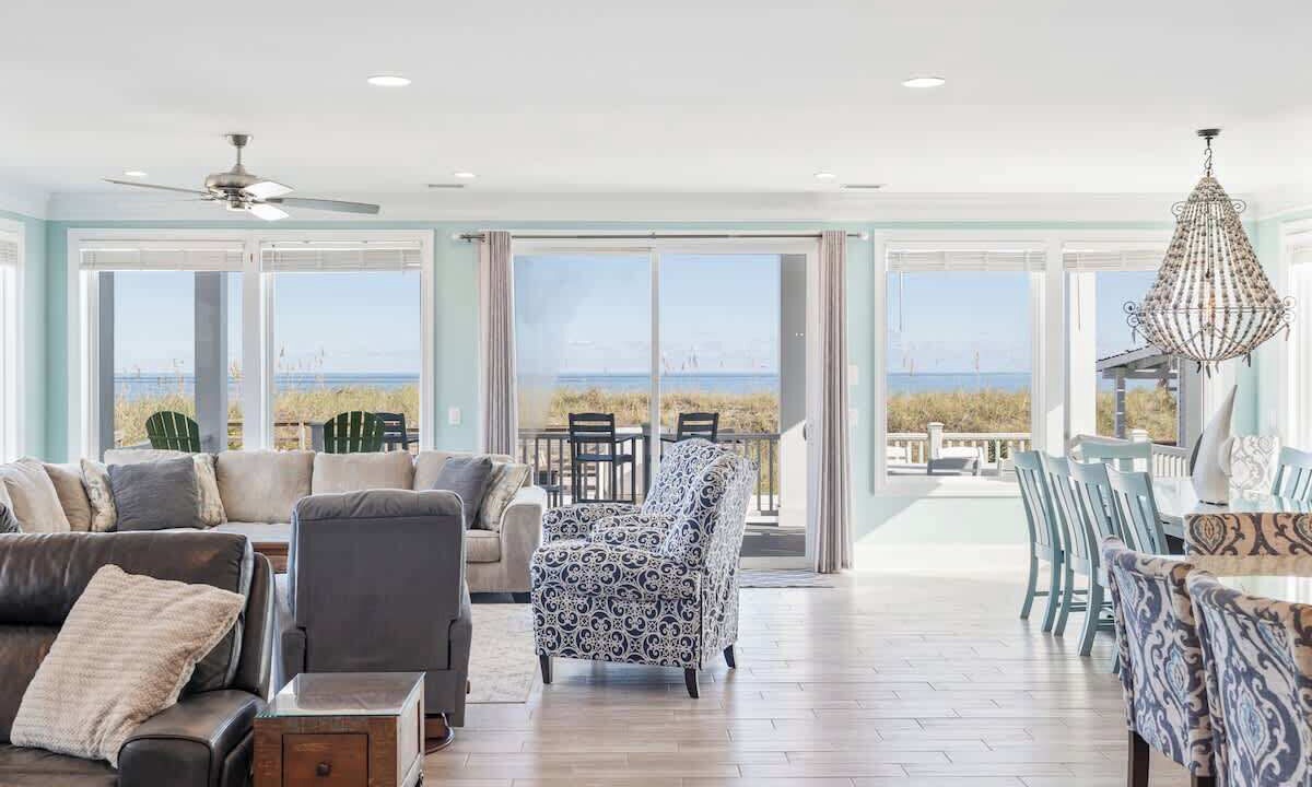 Photo of Livingroom in North Carolina Coast