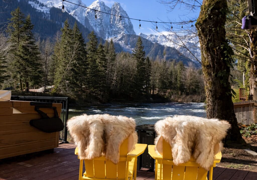 Photo of Outdoor in Gold Bar