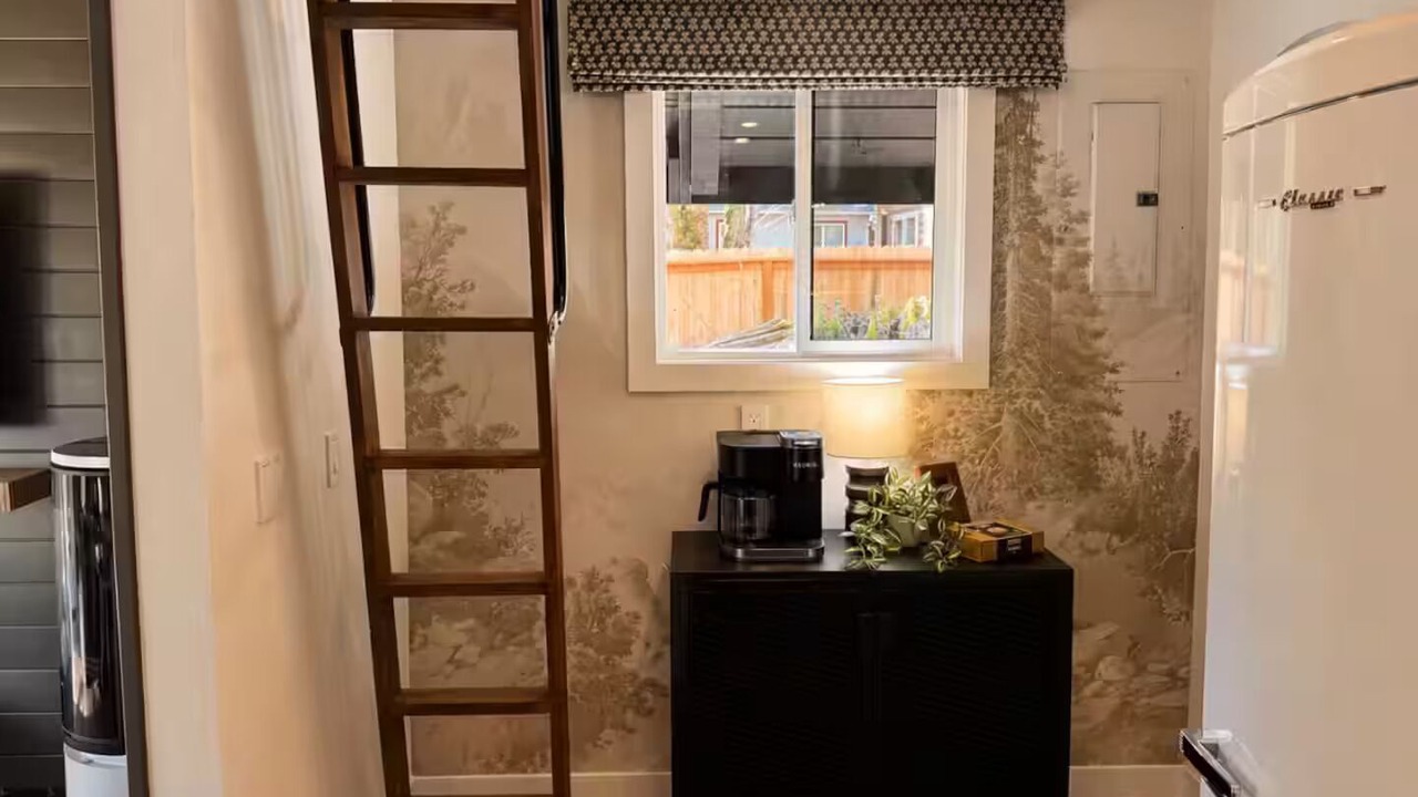 Photo of Kitchen in Gold Bar
