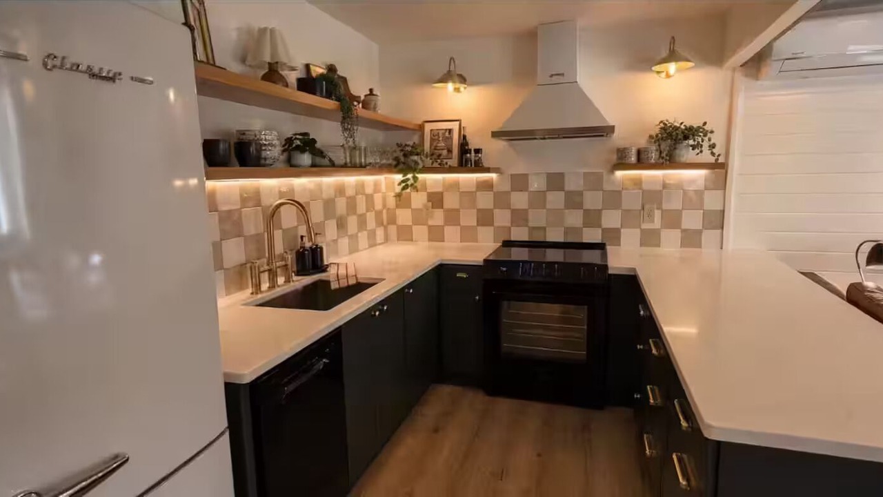 Photo of Kitchen in Gold Bar
