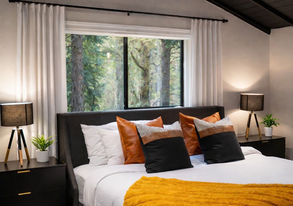 Photo of Bedroom in Gold Bar