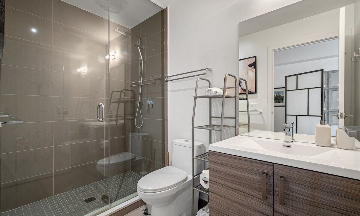 Photo of Bathroom in Connaught