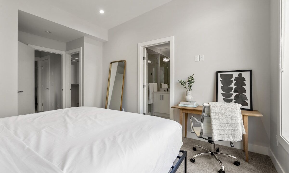 Photo of Others in Crescent Heights