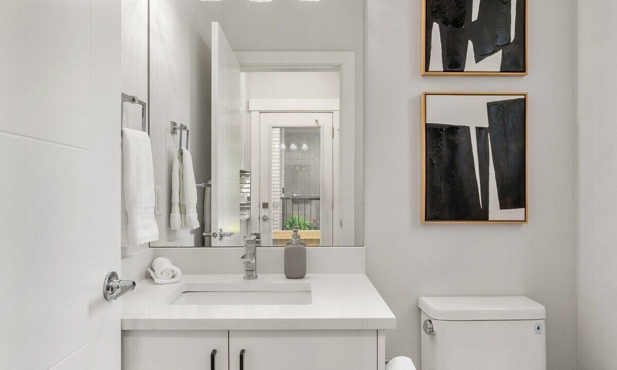 Photo of Others in Crescent Heights