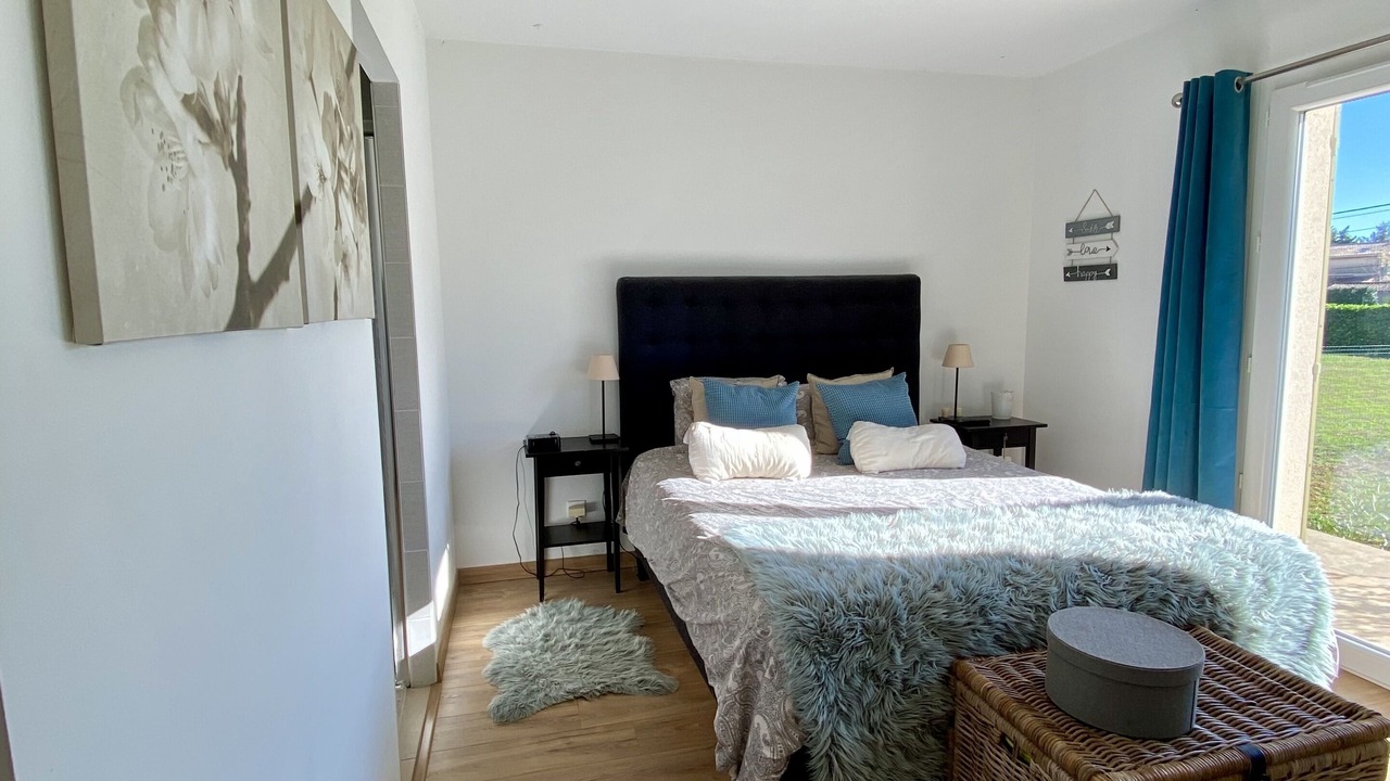 Photo of Bedroom in Piolenc