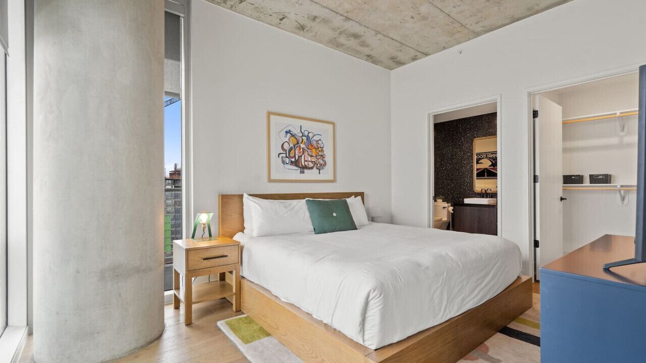 Photo of Bedroom in Rainey Street Historic District