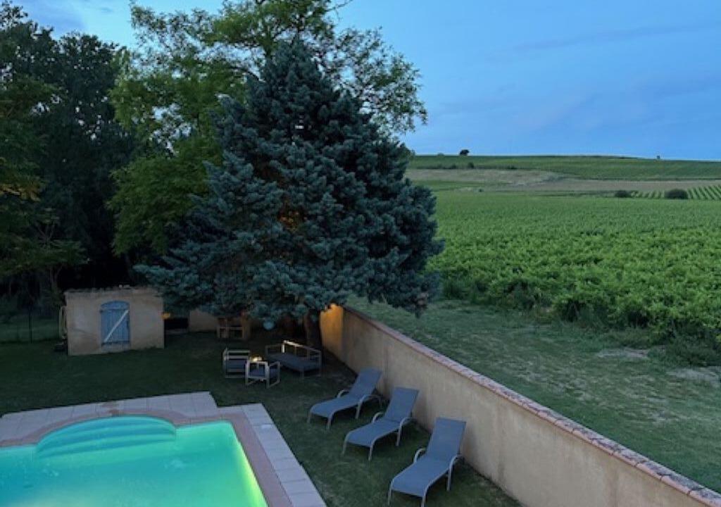 Photo of Outdoor in Issel