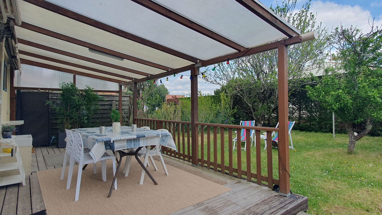 Photo of Outdoor in Grues