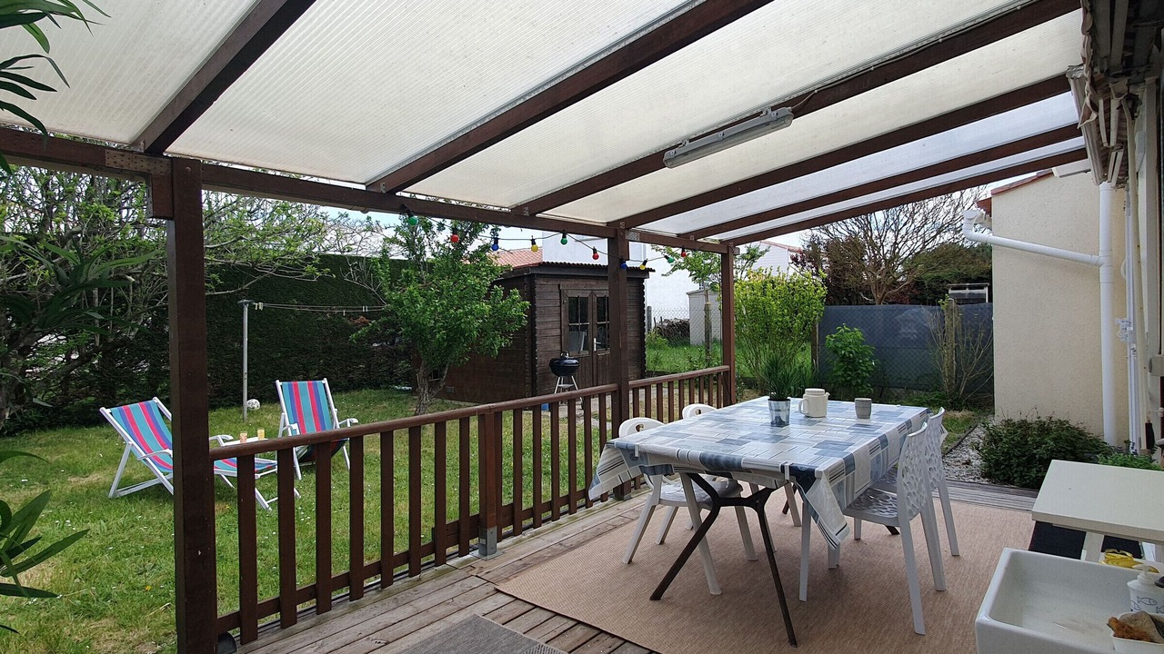 Photo of Outdoor in Grues