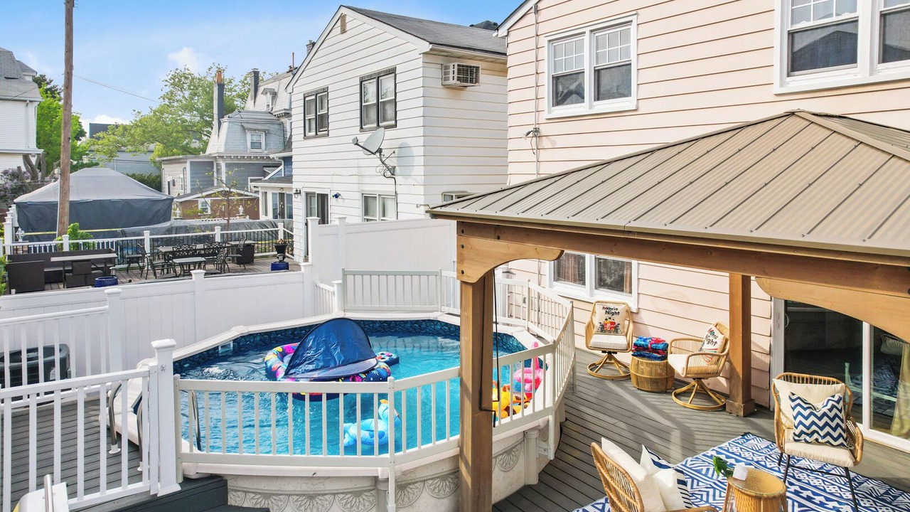 Photo of Patio Balcony in Constable Hook