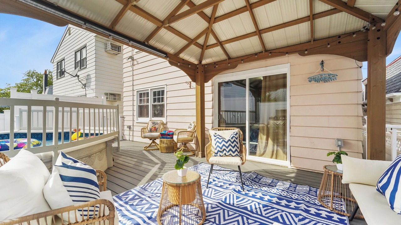 Photo of Patio Balcony in Constable Hook