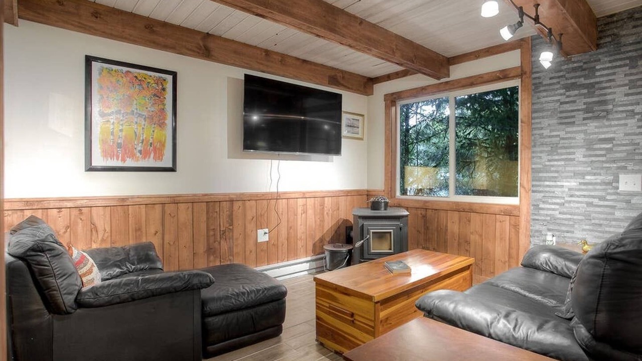 Photo of Bedroom in Gold Bar