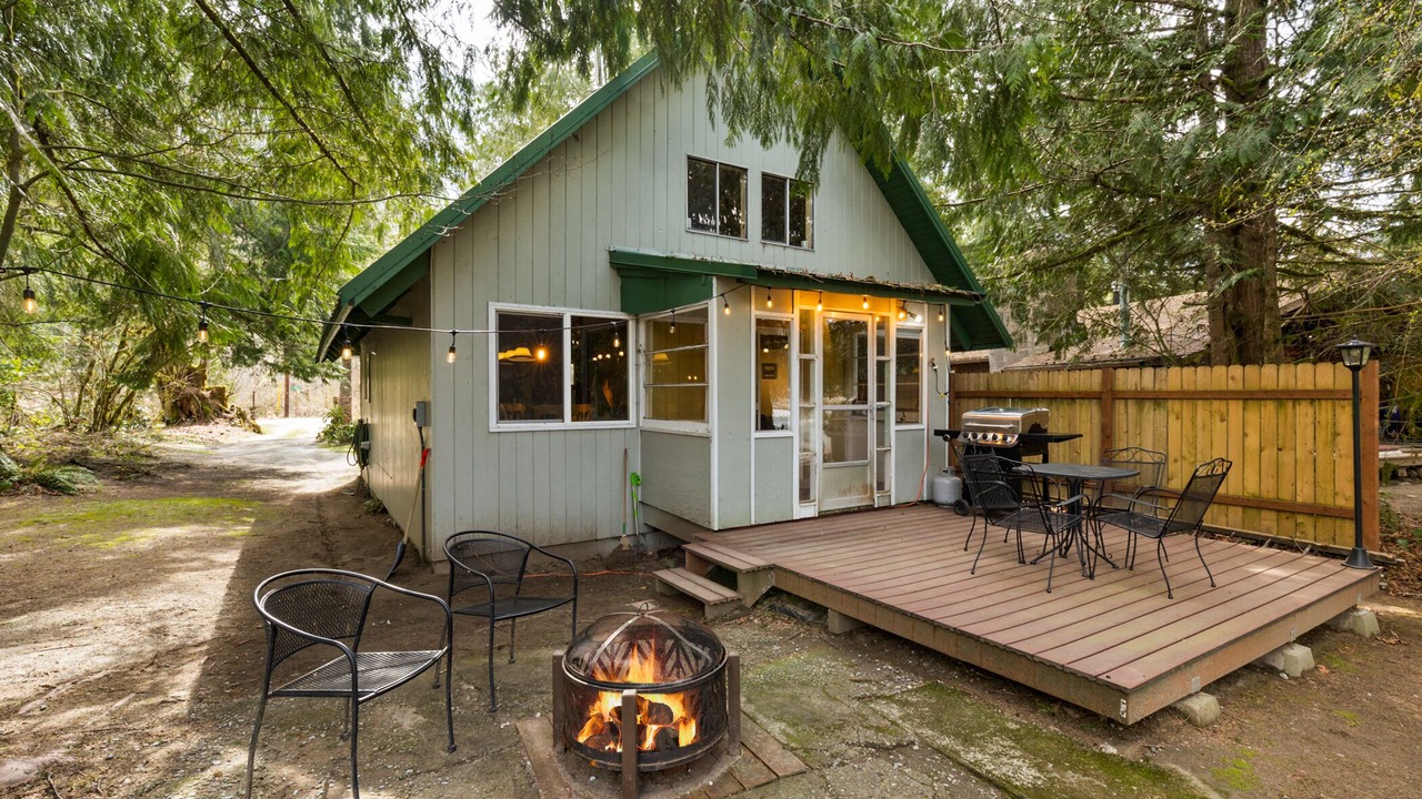 Photo of Outdoor in Gold Bar