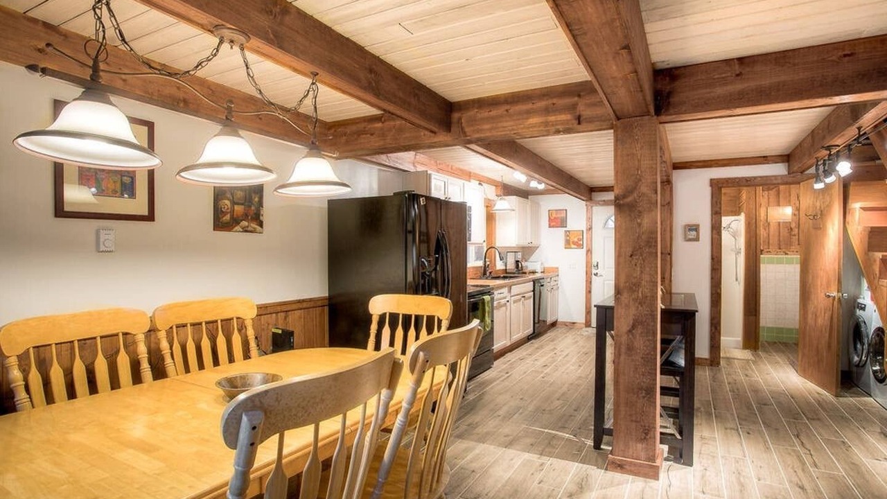 Photo of Others in Gold Bar