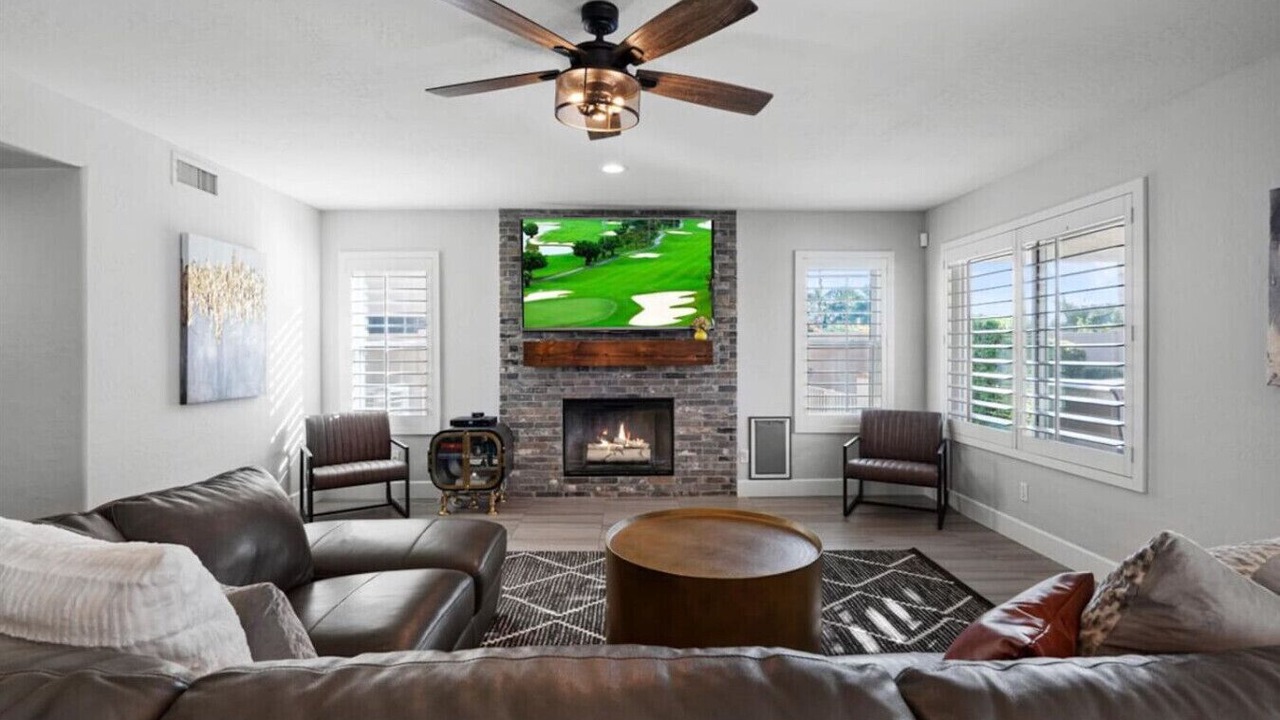 Photo of Livingroom in Ocotillo