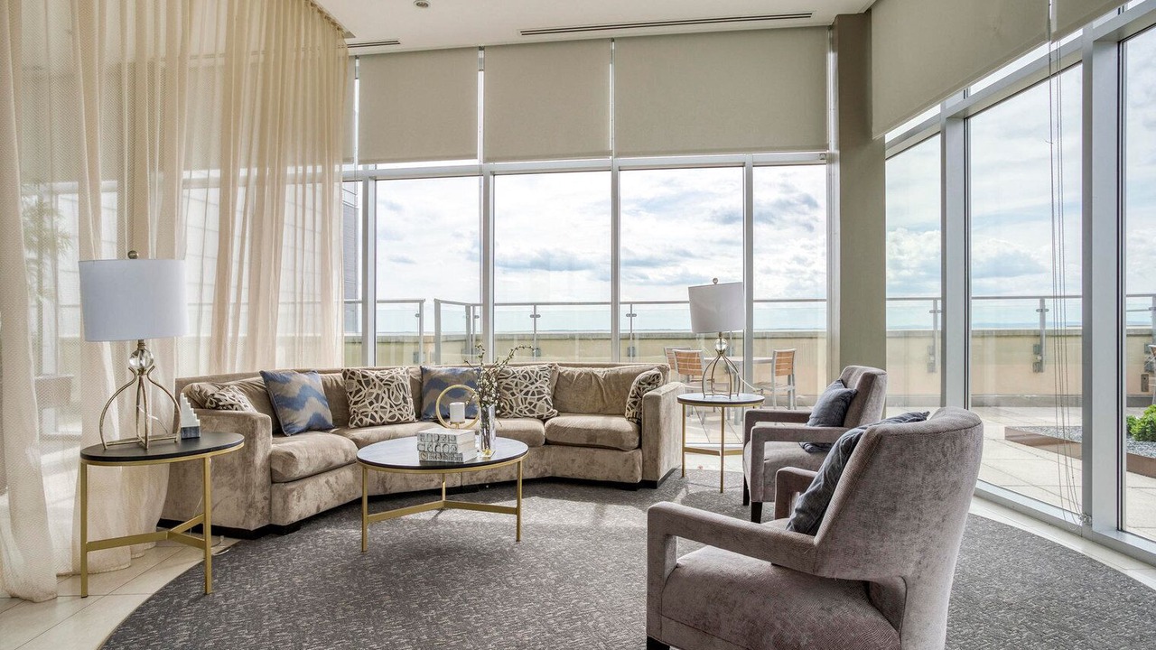 Photo of Livingroom in McLean