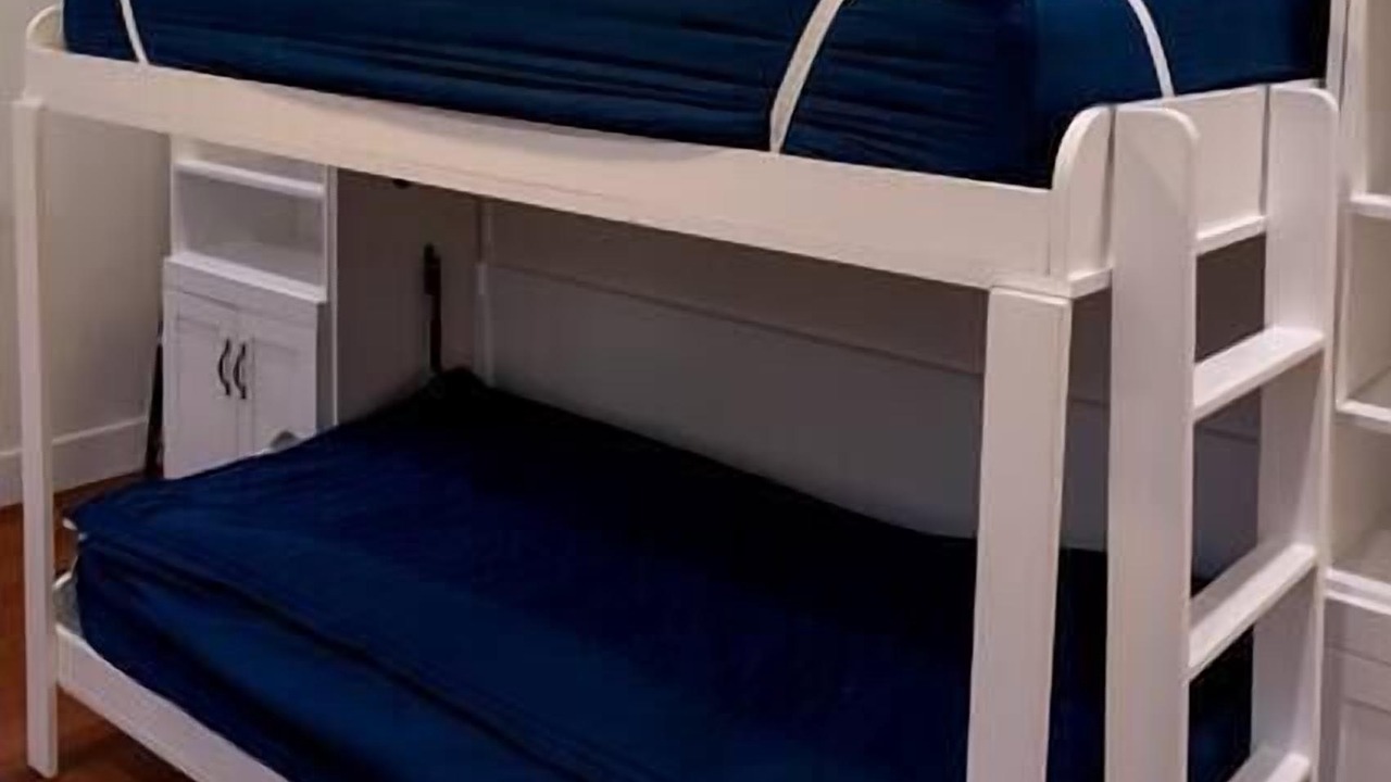 Photo of Others in Harvard