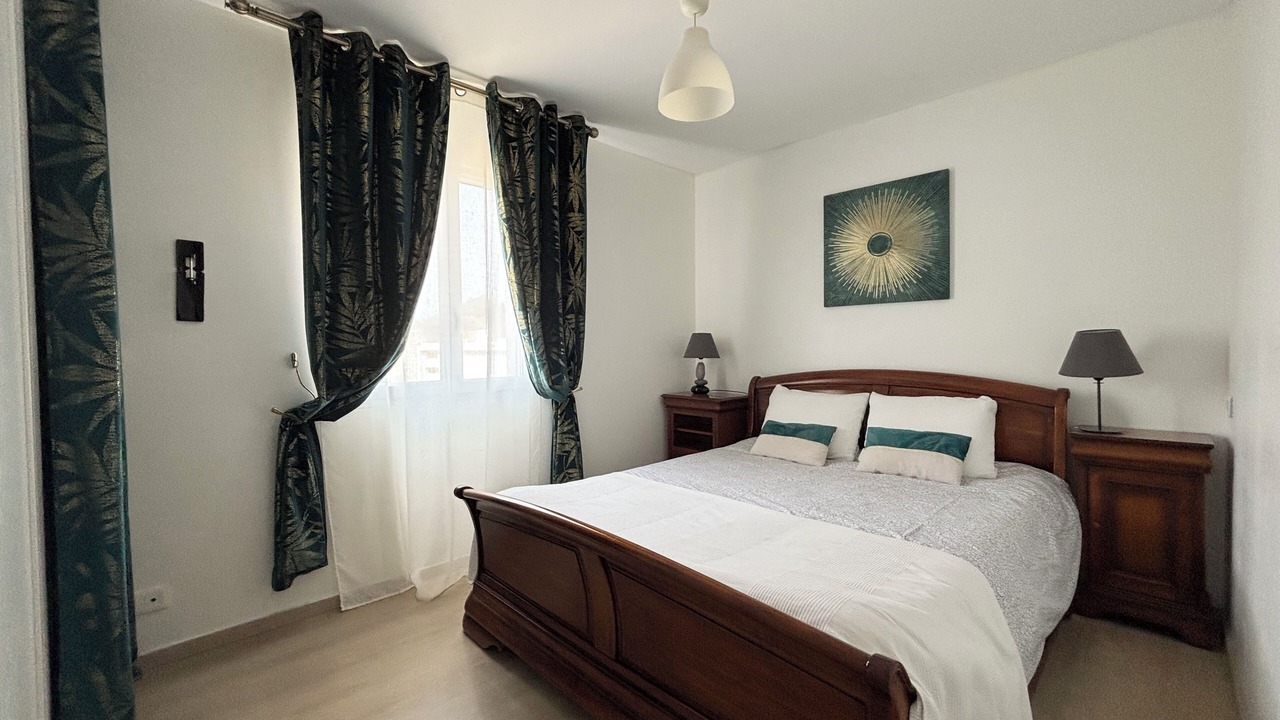 Photo of Bedroom in Saint-Palais-sur-Mer