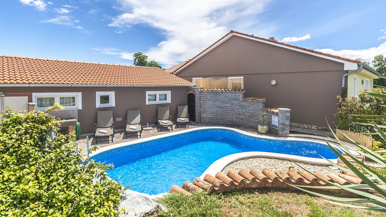 Photo of Outdoor in Marcana