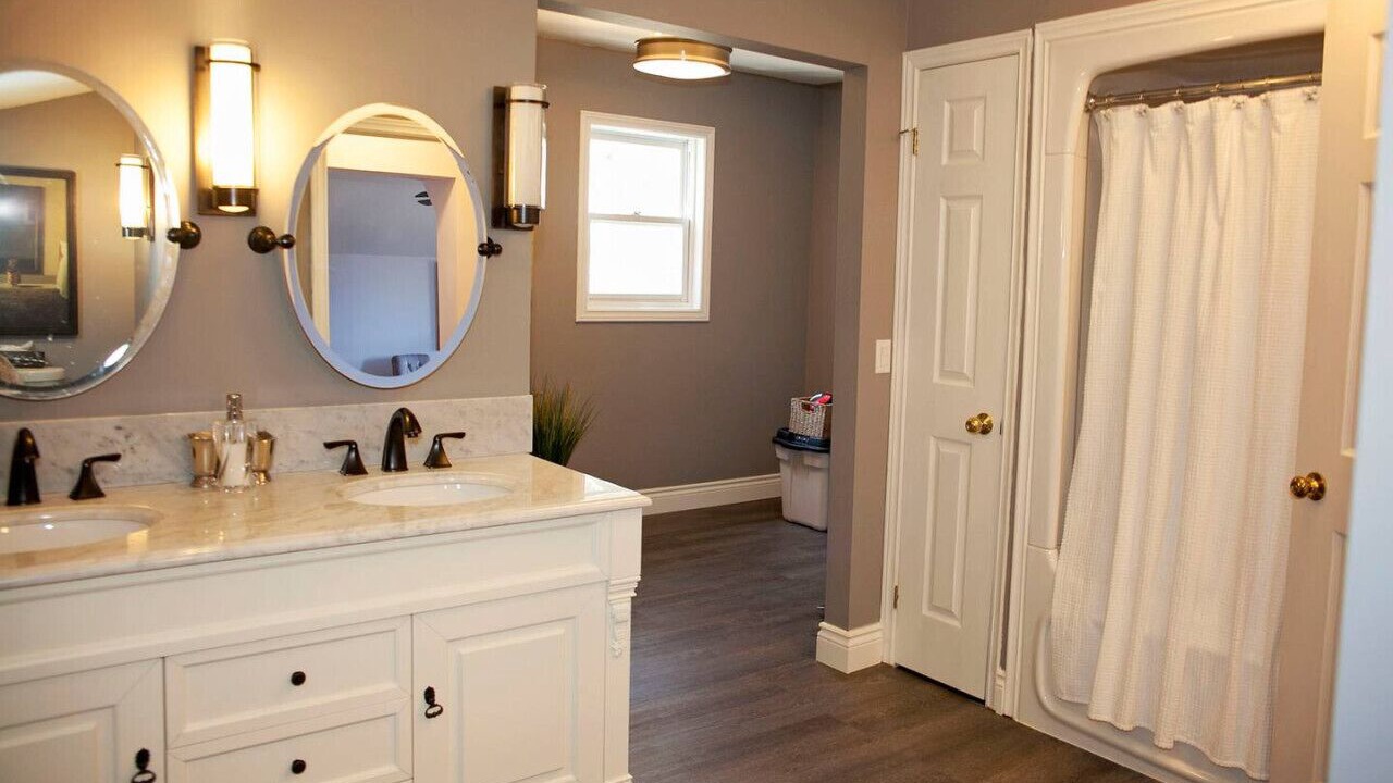 Photo of Bathroom in Wellington