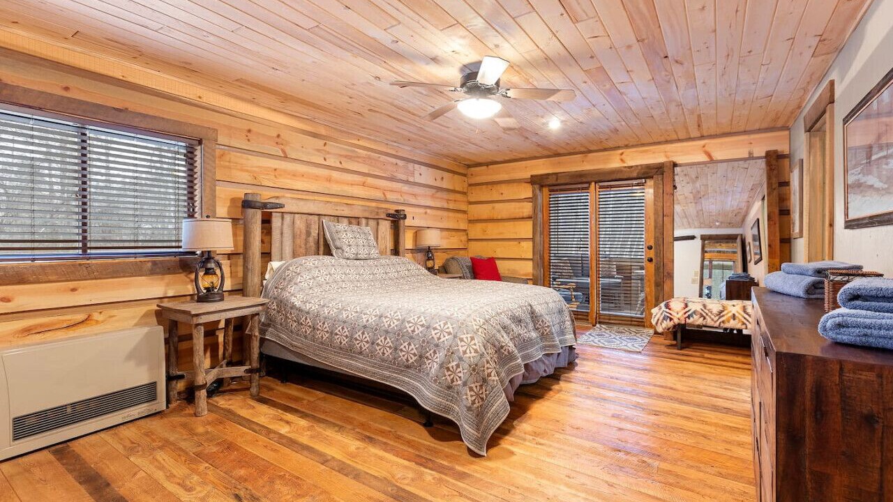 Photo of Bedroom in Darby