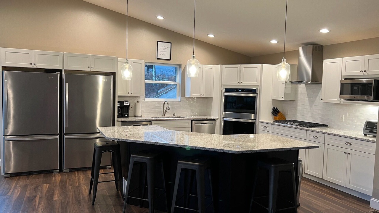 Photo of Kitchen in Lakeside Estates