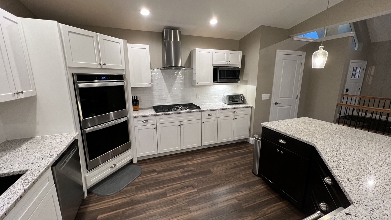 Photo of Kitchen in Lakeside Estates
