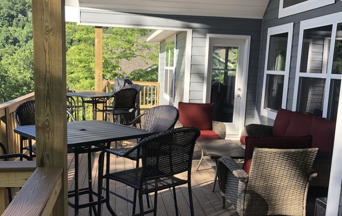 Photo of Outdoor in Lakeside Estates