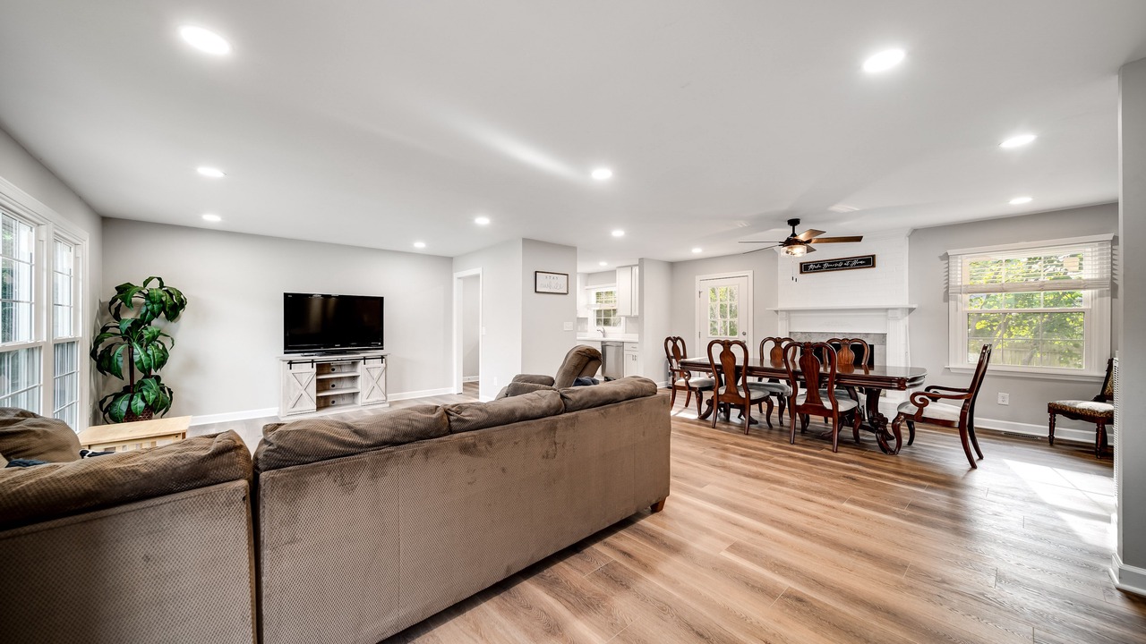 Photo of Livingroom in Gallatin