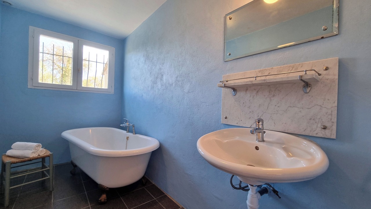 Photo of Bathroom in Cazedarnes