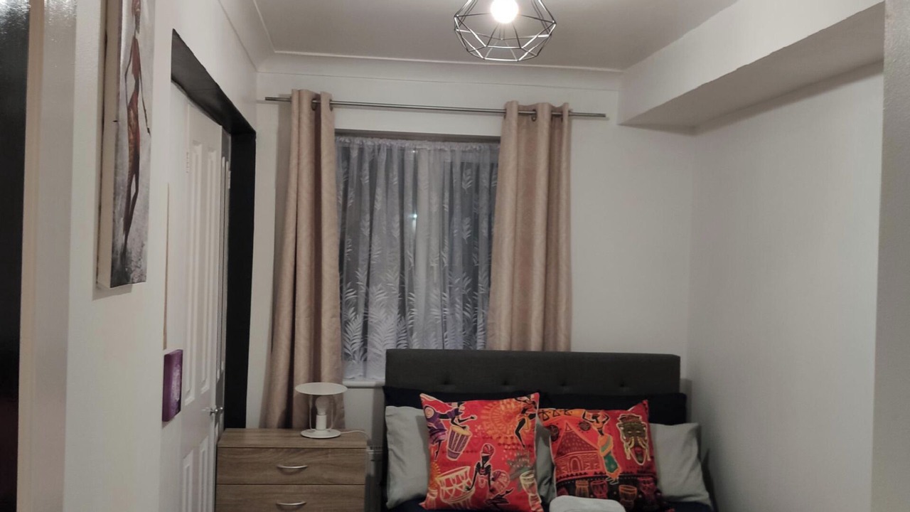 Photo of Others in Alibon