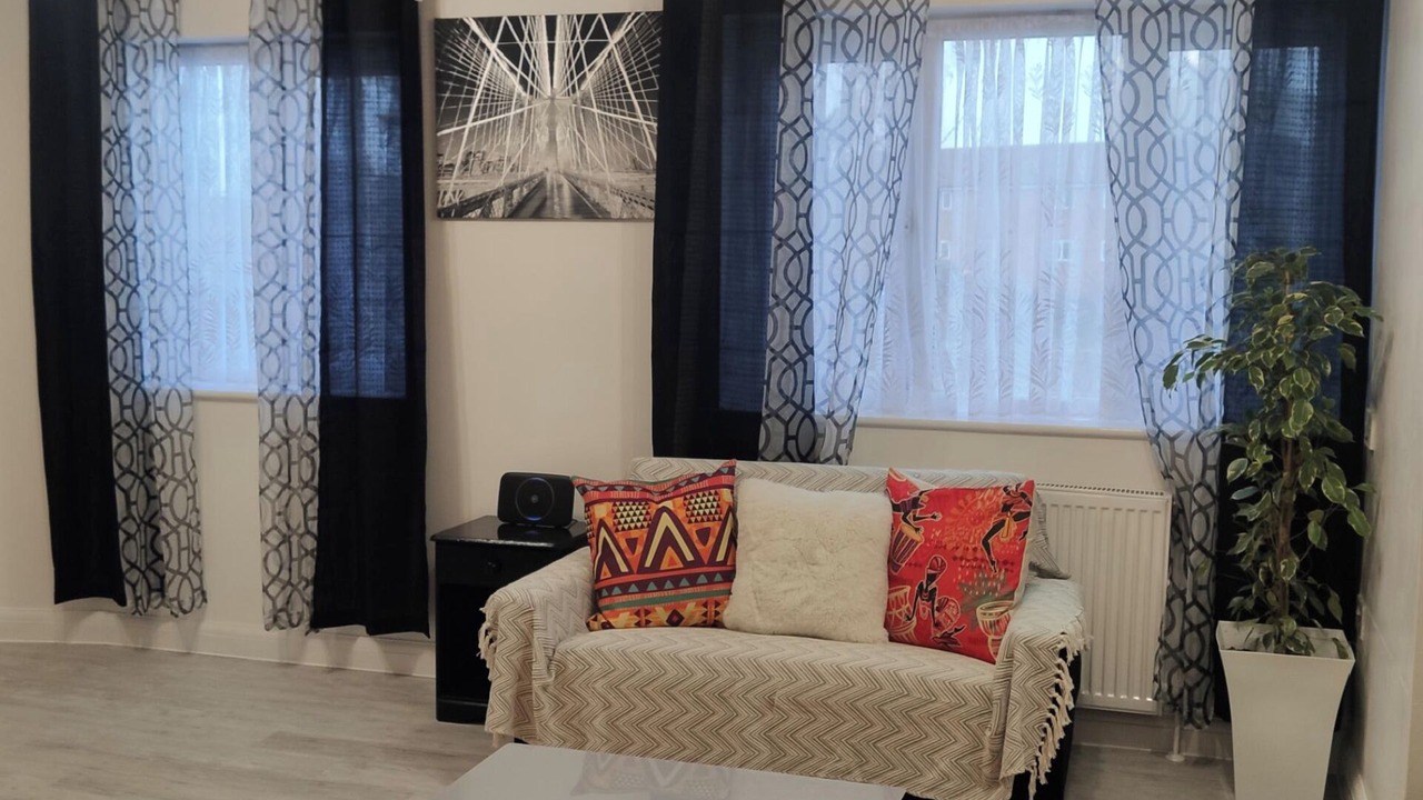 Photo of Others in Alibon