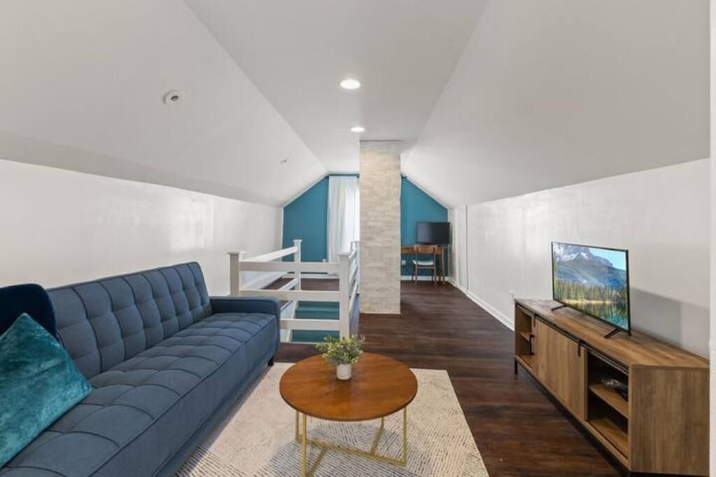 Photo of Livingroom in Speedway