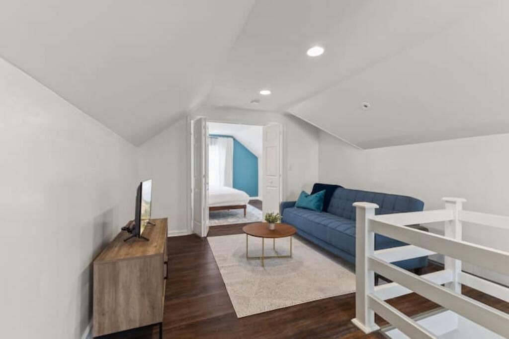 Photo of Livingroom in Speedway