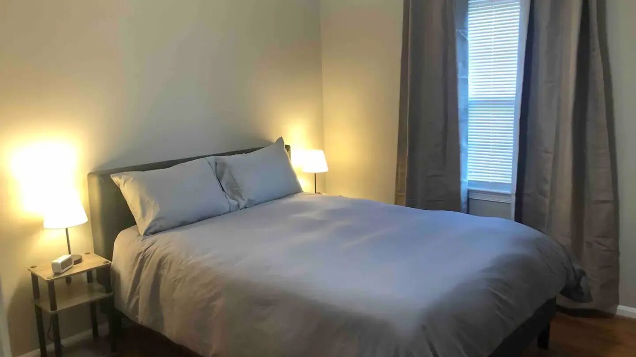 Photo of Bedroom in Oakton