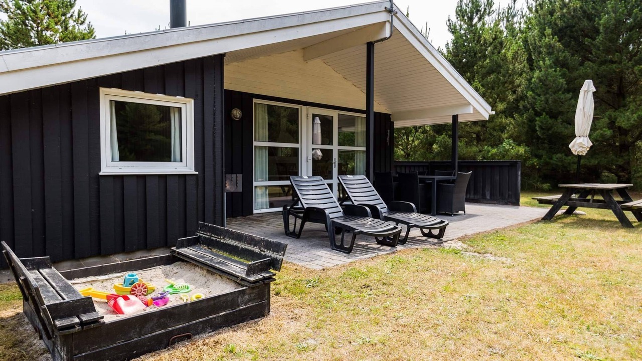 Photo of Outdoor in Henne