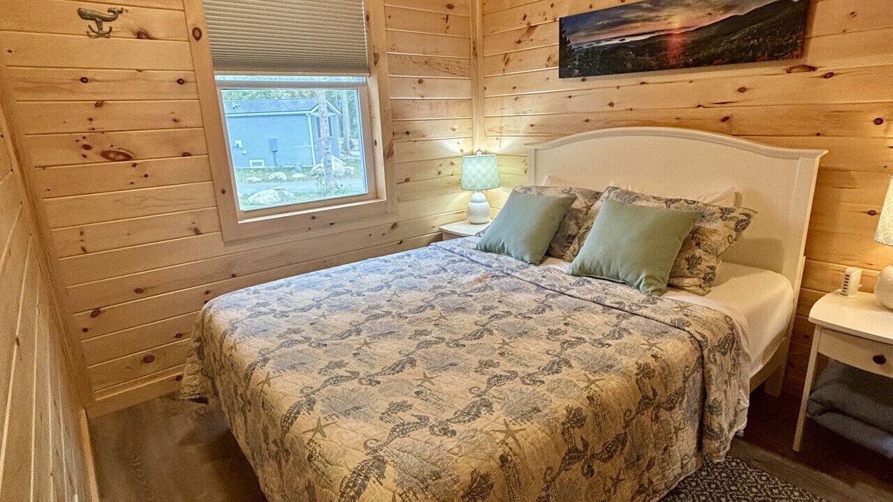 Photo of Bedroom in Salsbury Cove