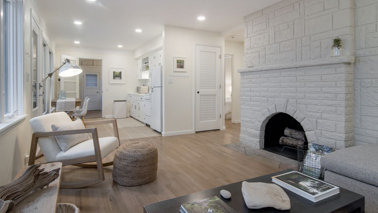 Photo of Livingroom in Maple City
