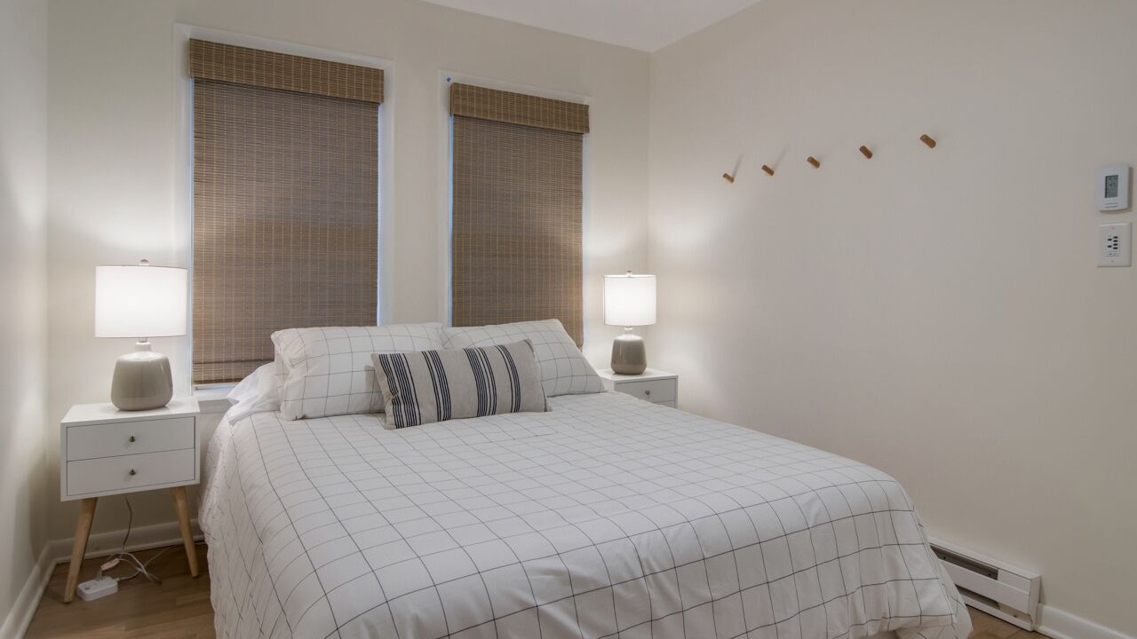Photo of Bedroom in Maple City