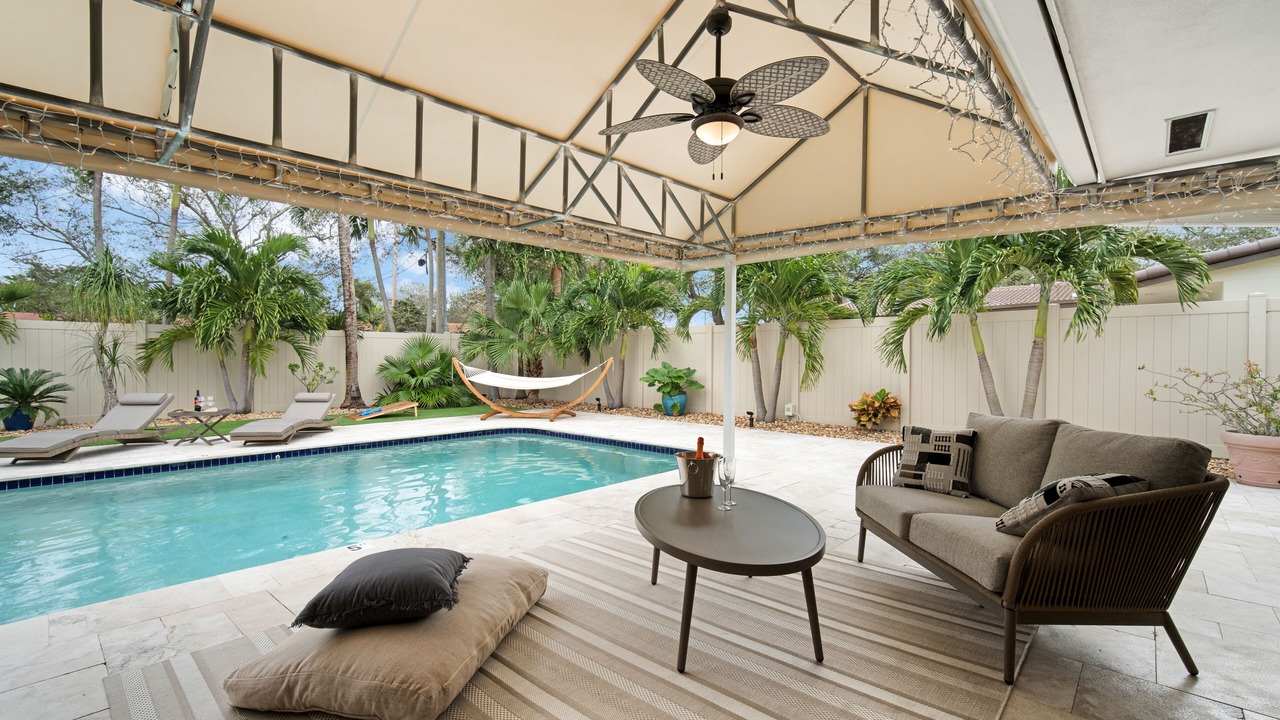 Photo of Outdoor in Imperial Point