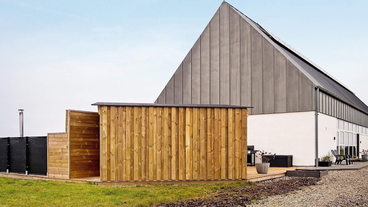Photo of Outdoor in Logstor