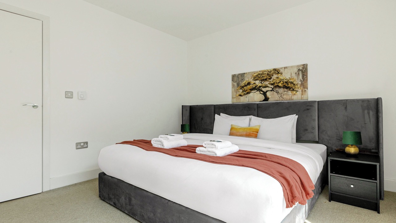 Photo of Bedroom in Park Royal