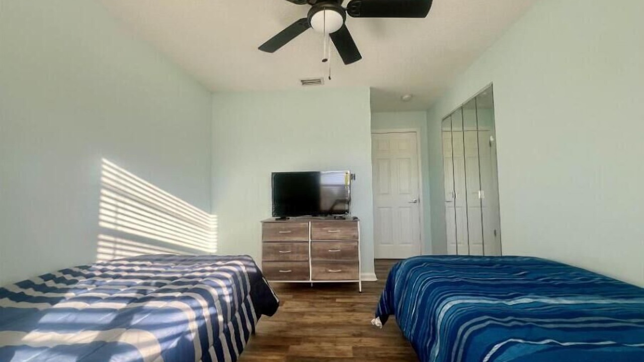 Photo of Bedroom in Shangri-la