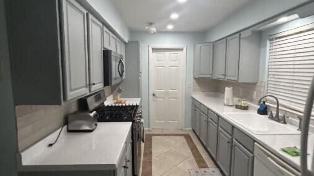 Photo of Kitchen in Shangri-la