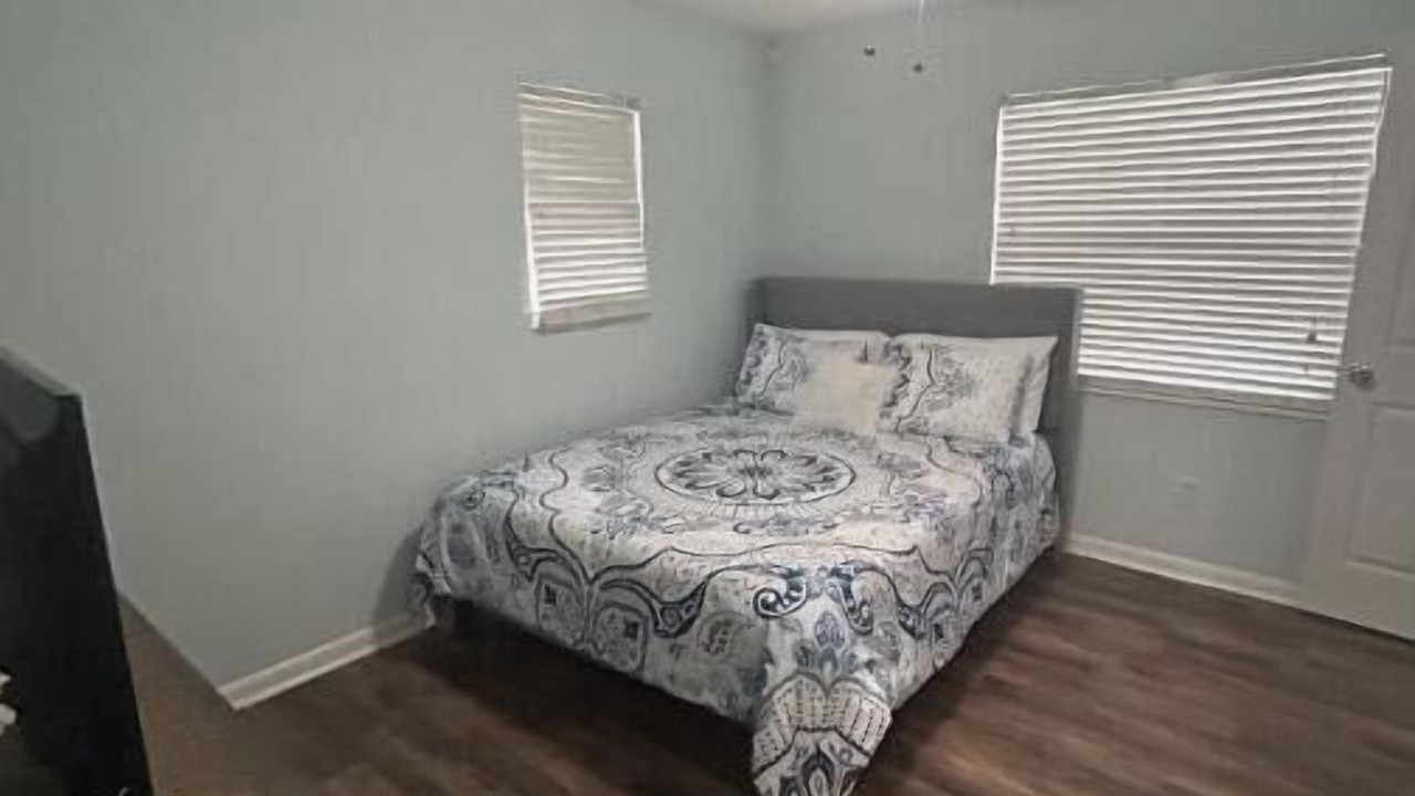 Photo of Bedroom in Shangri-la