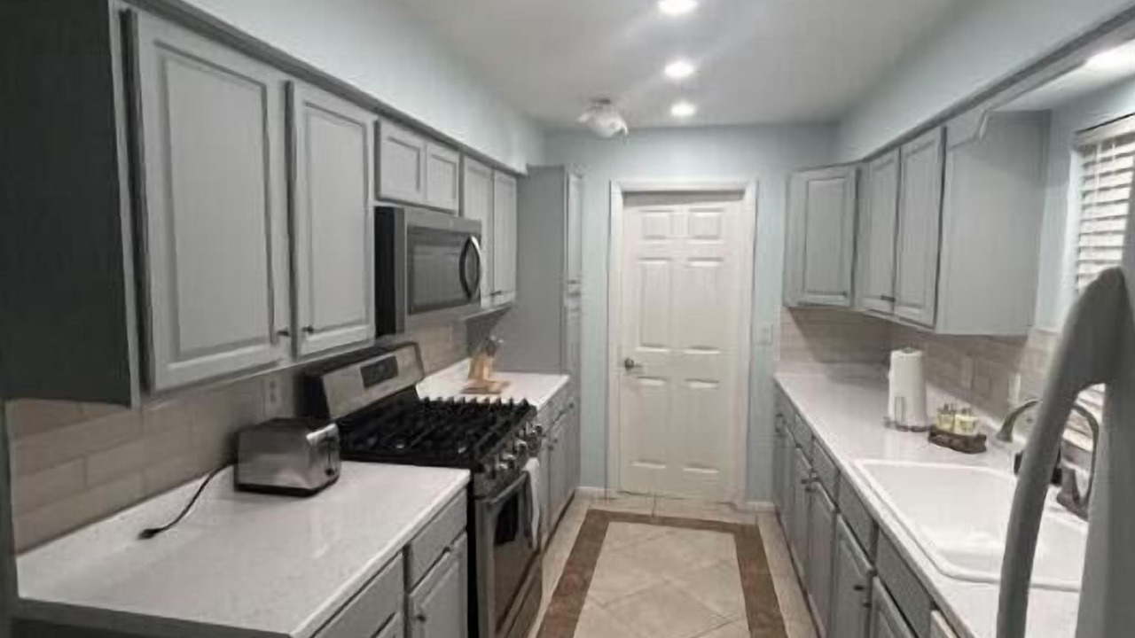 Photo of Kitchen in Shangri-la
