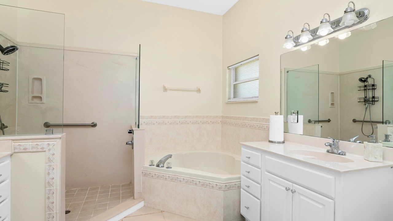 Photo of Bathroom in Cocoa