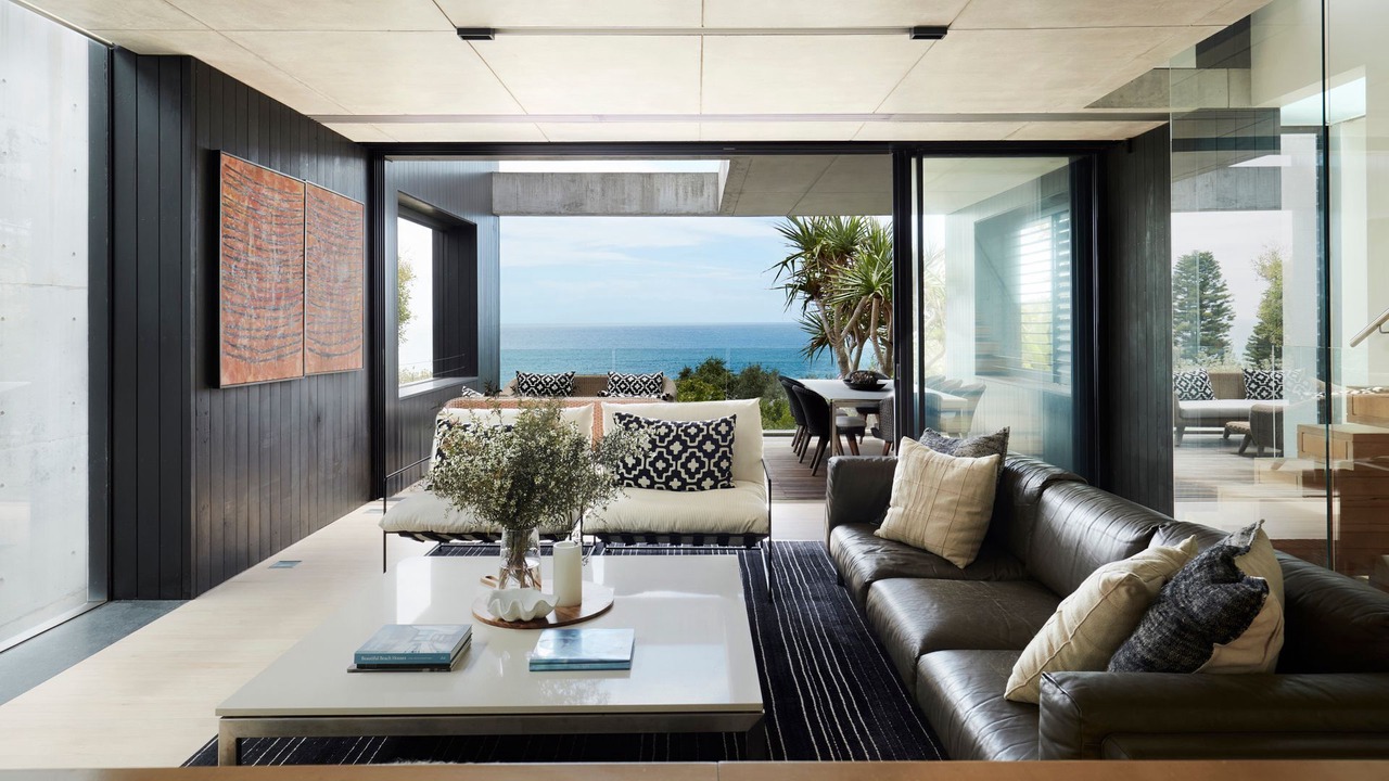 Photo of Livingroom in Whale Beach