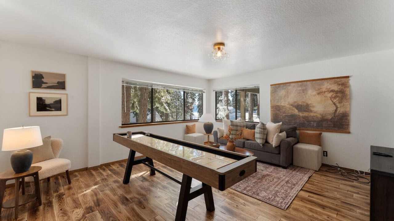 Photo of Outdoor in Kingswood Estates