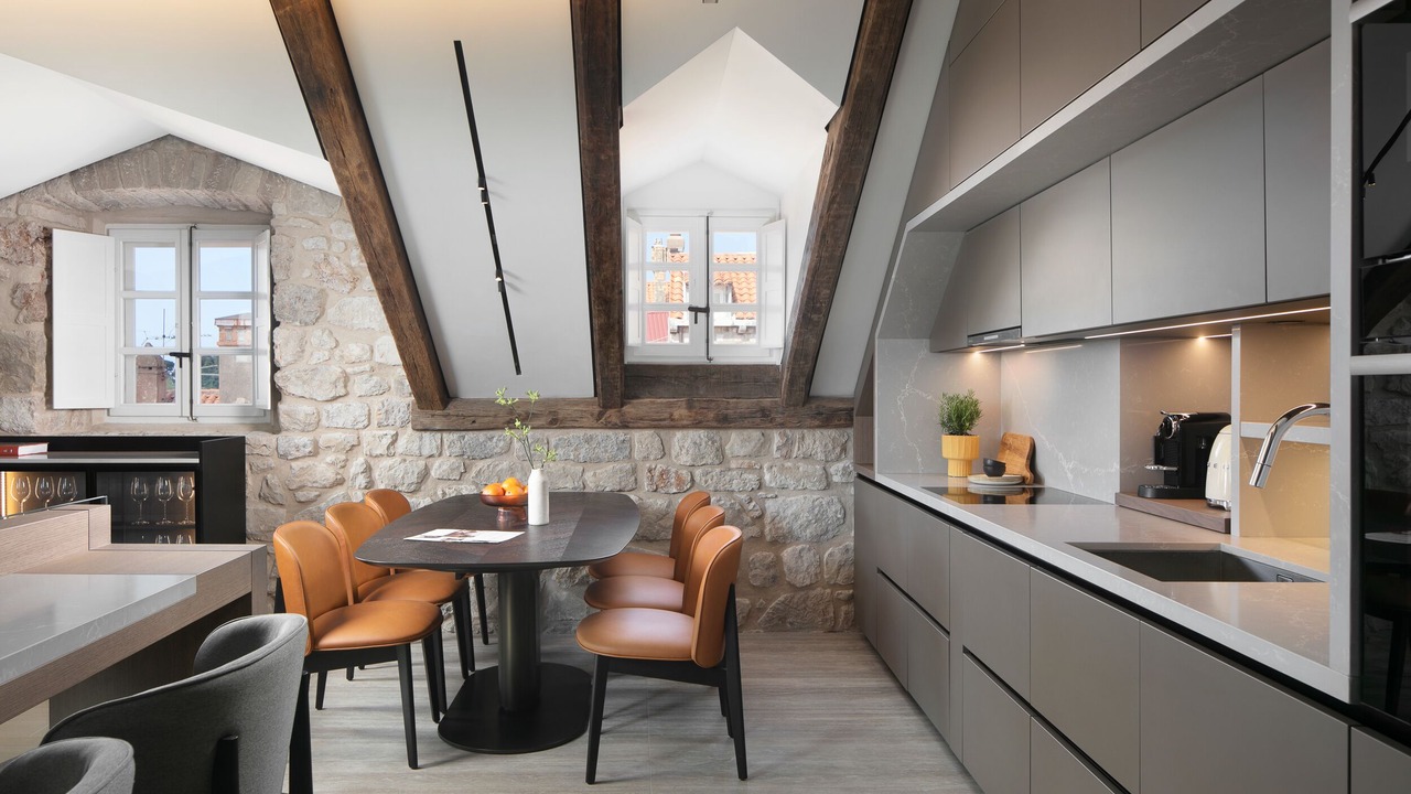 Photo of Kitchen in Pile